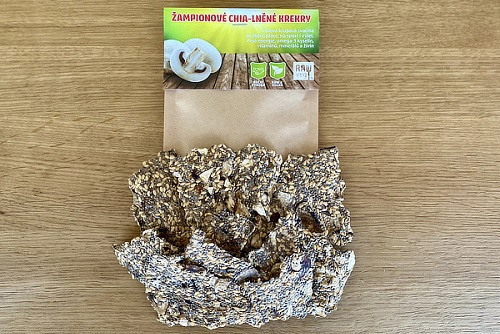 raw vegan bezlepkové žampionové chia-lněné krekry