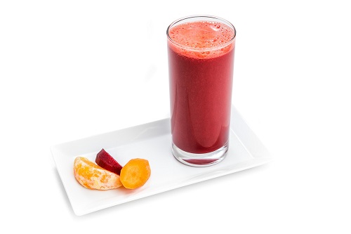 fresh z čerstvé šťávy pomeranče, mrkve a řepy
